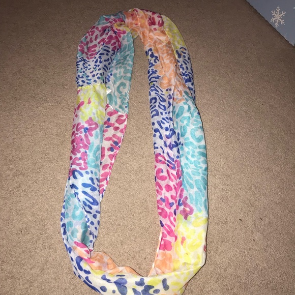 Infinity Scarf - Picture 2 of 3
